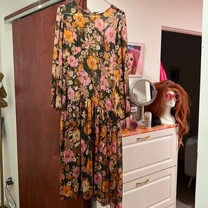 Never Fully Dressed Boho Midi size 10